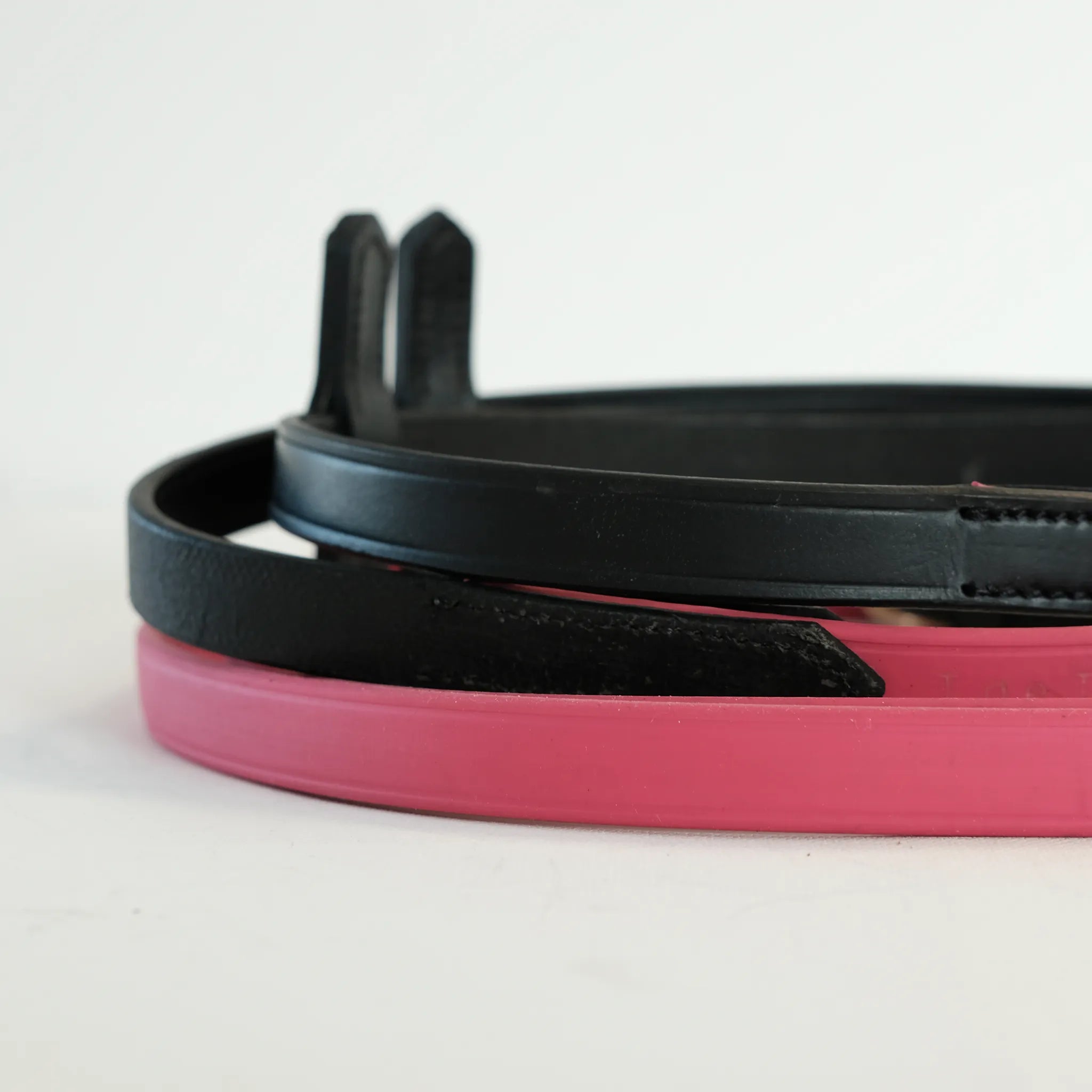 TdeT - Biotack® leather reins pink fuchsia