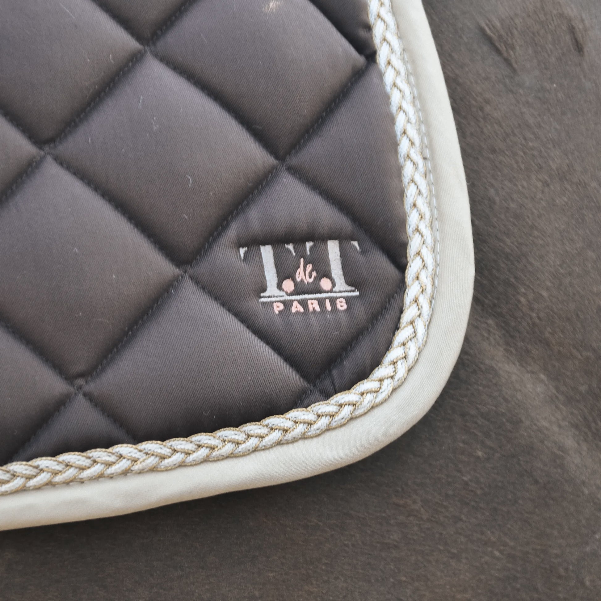 TdeT - Fontainebleau saddle pad brown/beige