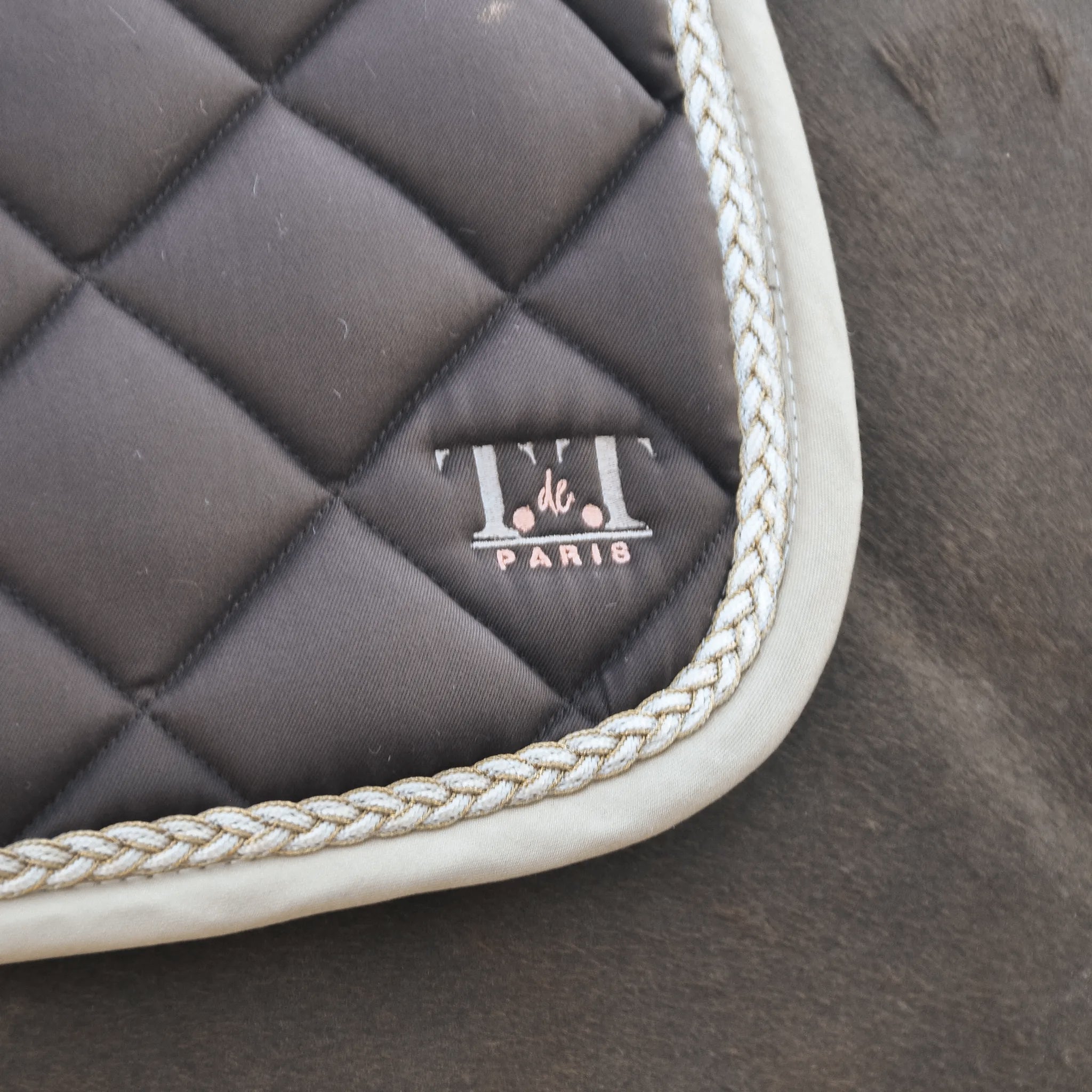 TdeT - Fontainebleau saddle pad brown/beige
